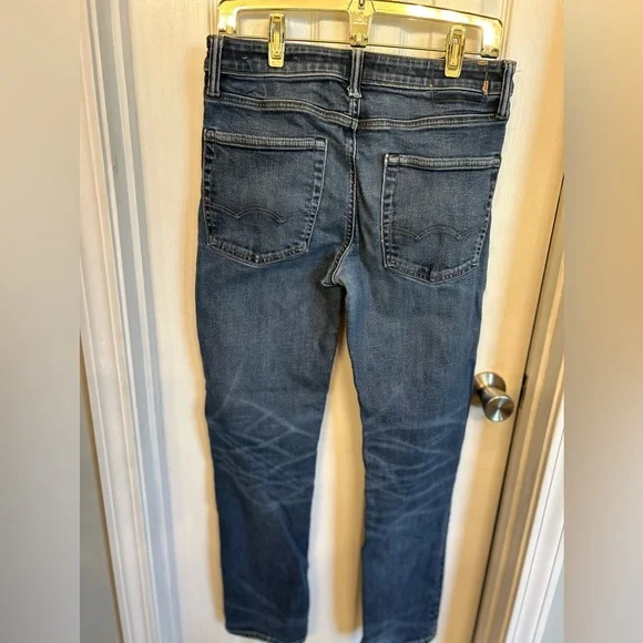 **HOST PICK** American Eagle Relaxed Straight Airflex+ 31x32 - Picture 9 of 15